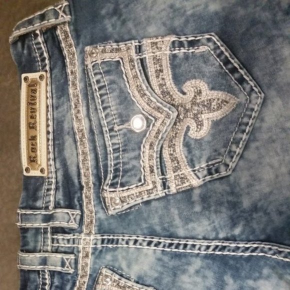 ❤️ROCK REVIVAL❤️ HANAYA ACID WASH EMBELLISHED EASY SHORTS SIZE 29 - Picture 15 of 16